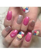 クロレ(Nail Salon COLORE)/サンリオネイル　担当：粥川