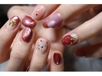 ディーエムジーネイル(DMG nail)/いちごネイル