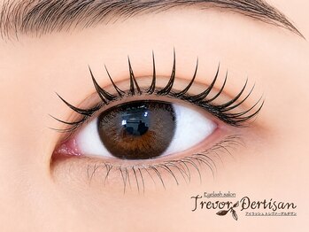 トレヴァーデルチザン 南船場店(Trevor de'rtisan eyelash)の写真/【人気No.1】自まつげをトリートメントでケアして根元からしっかり立ち上げるモテ可愛パリジェンヌ♪¥5450