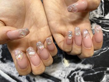 ラブリーアイズ ソーリスネイル(lovely eyes/solis nail)/