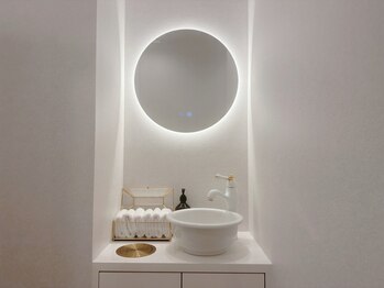 Platine白金高輪【眉毛/まつげパーマ/LEDマツエク】【3/2 NEW OPEN（予定）】/清潔感あふれる洗面スペース