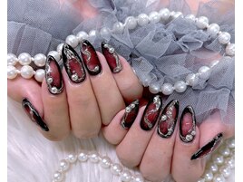 黒ネイル シルバーネイル