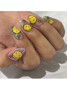 レイネイル アンド レイアイ 長嶺店(RAY NAIL & ray eye)/ニコちゃんネイル