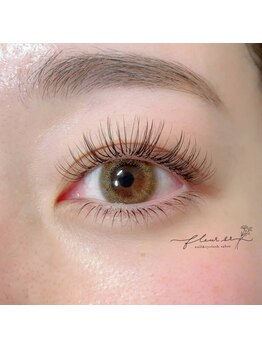 フルールシュア(fleur sr.)/パリエク120本+下まつ毛エクステ