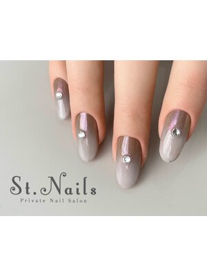 St.Nails