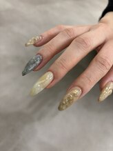 ミュー(mew)/megu担当　