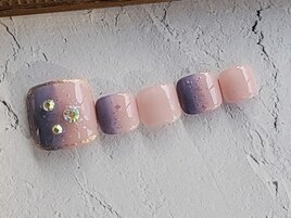 フットネイル・定額8000円