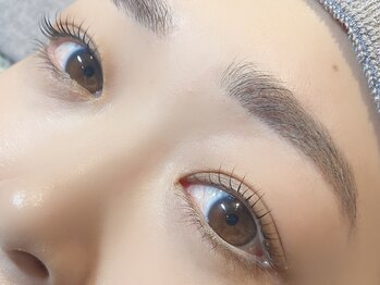 ベルアイラッシュ(vel-eyelash)/パリジェンヌ×美眉スタイリング