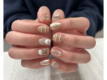 エラ(era)/シルバー　ベージュネイル