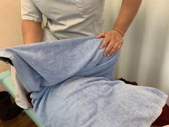 たかなし接骨院の写真/《どこへ行っても何をしても改善しない方へ》手技/電気グローブ/ウォーターベッド/ストレッチ/運動指導☆