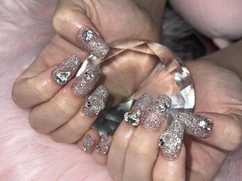 グロッシー ネイル(glossy nails)の写真/【長さ出し自由自在】スカルプ・チップ長さだし◎3枚MAXまでOK！持ち込みデザイン＆豊富なアート対応★