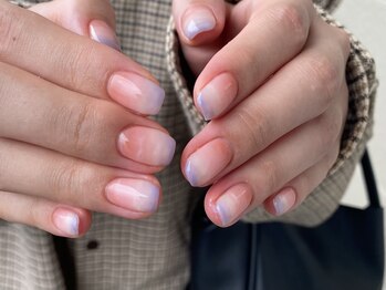 ミニョン(Mignon)/グラデーションネイル