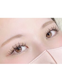 ナチュラル上品な目元にしたい