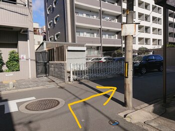 プシェラ(Pouchelat)/【道案内】10.突き当たり右へ！