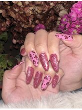 ヘアーアンドネイル ルシア(Hair&Nail Lucia)/ピンク×ヒョウ柄