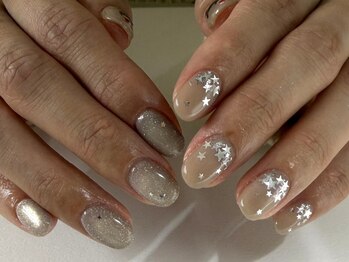 イビズ 新宿店(eviz)の写真/初回☆【120分ジェルやり放題¥9900/180分スカルプやり放題¥16500】少しの長さ出しからスカルプまで対応OK◎