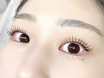 シルドゥリーナ(cil de rina)/束感まつげパーマ