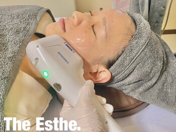 ザエステ 赤坂店(The Esthe.)の写真/産毛まで丁寧にケアして素肌トーンUP★顔脱毛+シェービング+美肌パックの贅沢ケアが、今なら¥3,900で体験♪