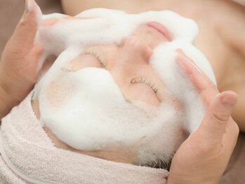 Beauty salon CENDRILLON【サンドリヨン】の写真/-いつまでも輝き続けたい女性の為に-毎日鏡を見ることが楽しみに♪素肌に自信が持てるノーファンデ肌へ☆