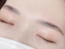 【眉と目元が変わるだけで美しい印象！】お顔の骨格、毛質、まつ毛とのバランスを見た施術をします！