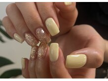 ワイズネイル(Y's nail)の雰囲気（トレンドのバターイエローのニュアンスネイル）
