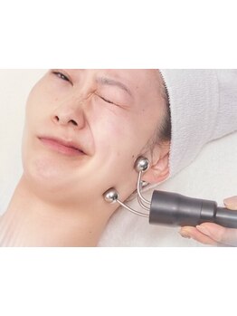 ホウレイ線・たるみ改善！予防ケア