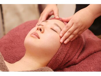 自由が丘 ルータス/化粧水＋クリーム＋日焼け止め