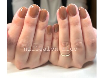 ニコ(nico)/ブラウンワンカラー