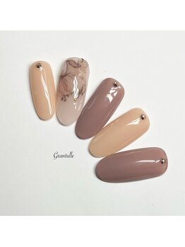 グランチュール(Grantulle)/フラワーネイル