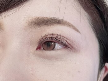 エムクラット(M-clat)の写真/【落ち着くプライベート空間】まつげのお悩み解消★≪経験豊富なstaff≫による施術で信頼度◎