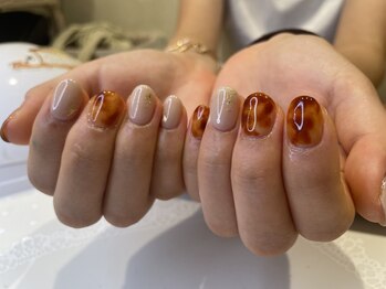 シニョンの写真/オフィスでもOKなさりげないアート♪シンプルだからこそこだわりたい方に◎カラー300色から選び放題♪