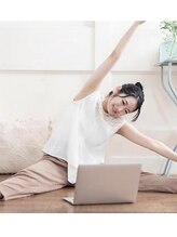 おうちサロン スリール(Sourire) オンライン ヨガ