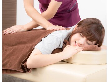 アンベリ(Embelli)/