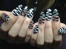 ラウト デコレーションアンドネイルサロン(Lauto Decoration&Nail Salon)/ゼブラ柄ネイル