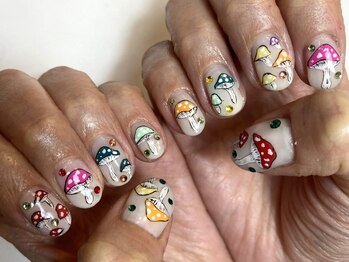 サラサネイルズ 代官山 恵比寿(sarasanails)/手描き/きのこ