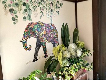 ルピナス/広い駐車場完備で通いやすさ◎