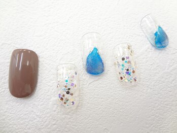 ネイルサロン クイール 小山店(NAIL SALON QUILL)/ワンカラー×ラメ×マグネット