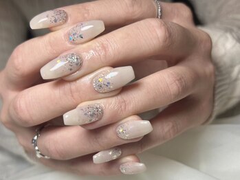 サロンドフォーエイチ(salon de 4H)/おすすめラメグラデーション