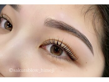 サクラブロウ 姫路(Sakura-blow)/パリジェンヌ×眉毛スタイリング