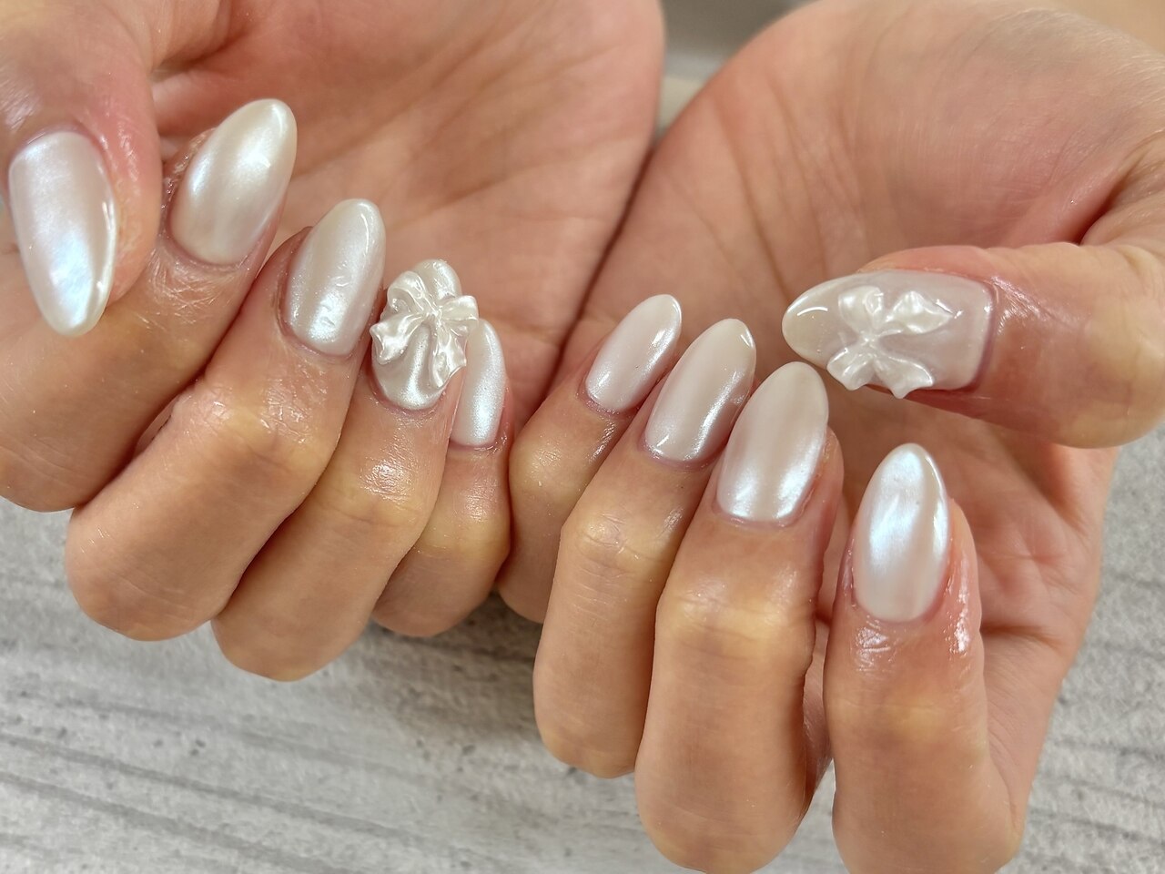 2026年冬トレンド】ホワイト ワンカラーのネイルデザイン集｜人気順