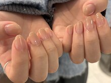 上品なベージュカラー