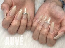 オーヴェ(AUVE)/ワンポイントネイル