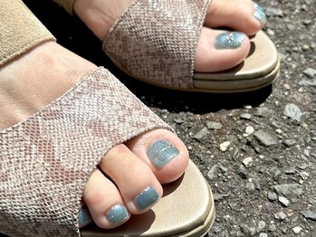 マニネイル 高の原店(mani nail)の写真/ケア付￥5,000以内クーポンも◎トレンドアートのジェルネイルからケアのみ、ペディキュアも対応♪