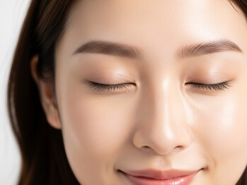 アイラッシュサロン ドア(DOOR)の写真/【WAX脱毛&眉カット¥3980】大人気♪美眉形成アイブロウ導入☆まつ毛とのセットクーポンもご用意アリ◎