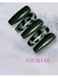 シックな大人カモフラ柄デザイン