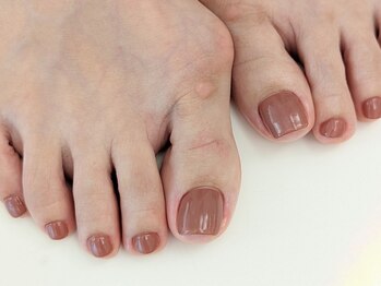 エムスラッシュ ネイル センター北店(M.SLASH)/シェラック　フットネイル