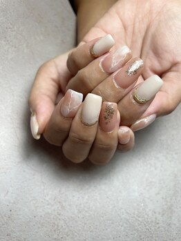 アンドエミニー エン ラボーテ(& EMINY 艶 la beaute)/ニュアンスネイル