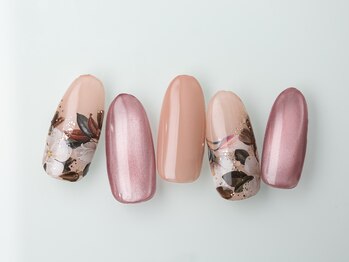 オーラ レアレア市川店内(AURA)/ゴージャスなフラワーアート！