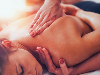 ぽのぽのの写真/首肩の凝りを深層アプローチで解消し、睡眠と幸せホルモン促進◎仕事や買い物の合間にぜひご利用下さい♪