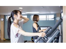 エル フィットネス(L-FITNESS)の雰囲気（ランニングマシンは、４台あります！）